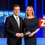 Die ORF-Moderatoren Tarek Leitner und Nadja Bernhard im „Zeit im Bild“-Studio. Hinter ihnen ist der ZiB-Screen mit dem ZiB-1-Logo. | Tarek Leitner und Nadja Bernhard werden die „ZiB“-Geburtstagssendung moderieren (Archivbild 2018)