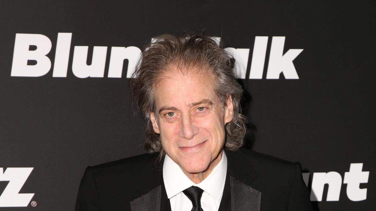  Richard Lewis 