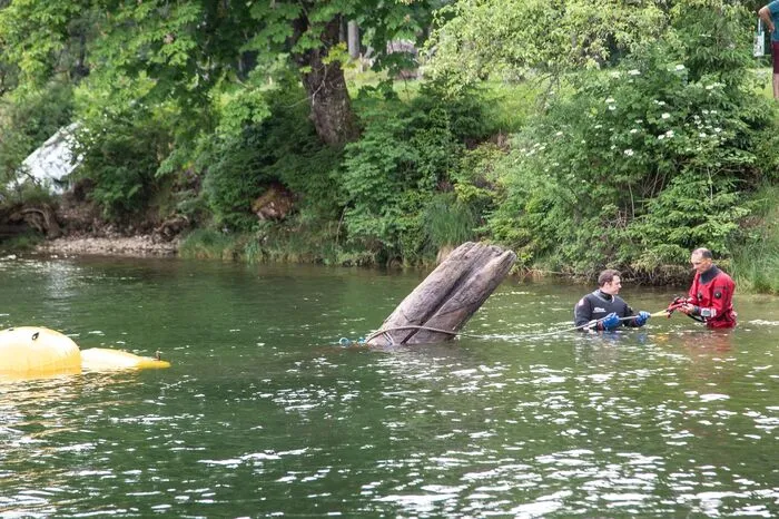Feuerwehrtaucher der Freiwilligen Feuerwehr Altaussee im Einsatz
