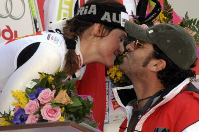 Am 15. März 2008 feierte sie ihre erste Weltcupsiege: Sie stand in Maribor und im Bormio jeweils nach dem Riesenslalom am Siegerpodest ganz oben. In Italien gab's dafür ein Bussi von Ski-Legende Alberto Tomba.