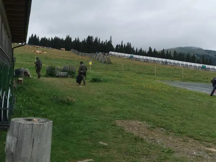 Beamte des EKO Cobra sind auch vor Ort