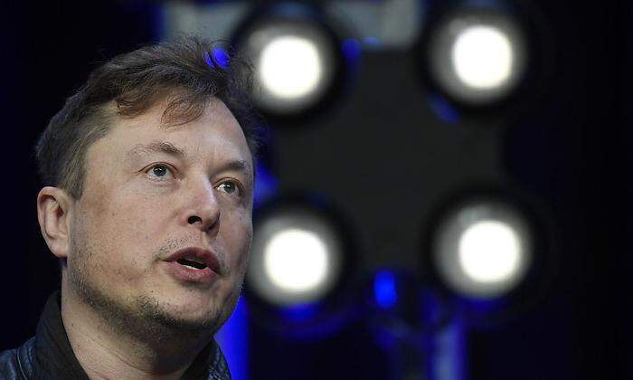 Tesla-Chef könnte in zwei Jahren der erste Billionär der Menschheitsgeschichte werden