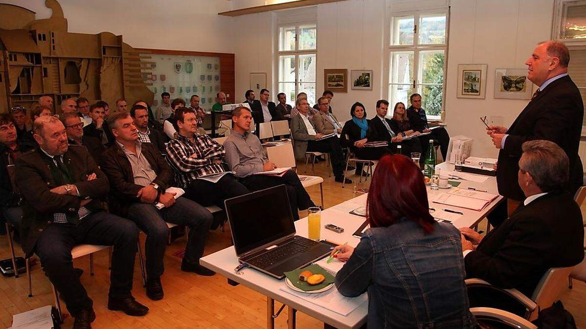 LR Schrittwieser fand vor den Bürgermeistern harte Worte