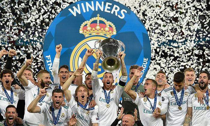 2018 holte Rekordsieger Real Madrid gegen Liverpool zuletzt die Trophäe.