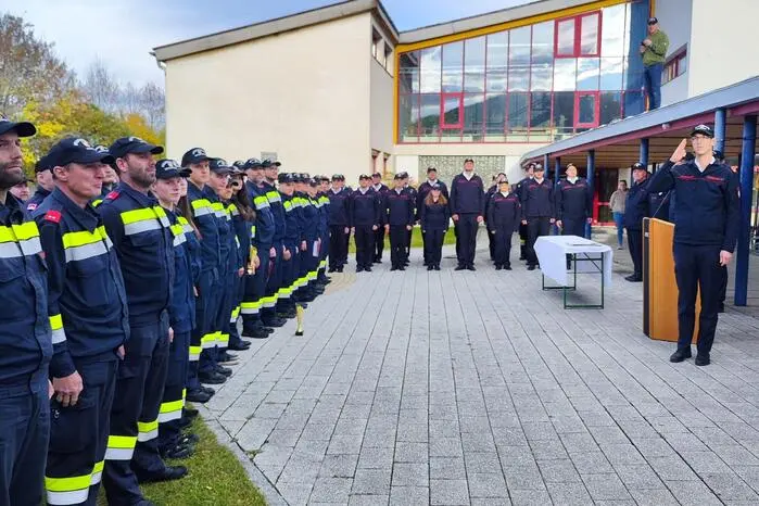 Im Rahmen des Bewerbs wurde auch der Funkpokalbewerb ausgetragen. Hier holte sich die Mannschaft der Betriebsfeuerwehr Austin Powder den Bezirkssieg. In der Einzelwertung überzeugte Willibald Eberhardt, ebenfalls von der Betriebsfeuerwehr Austin Powder, mit einer Spitzenleistung.