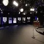In Klagenfurt wird diskutiert - zumindest über Monitore