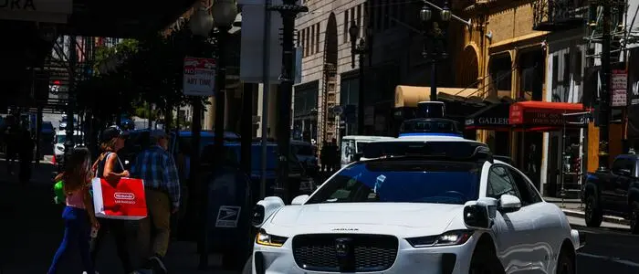 Waymo-Robotaxi in San Francisco – ab 2027 ohne Fahrer auch in München