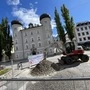 Schon im Jahr 2023 wurde vor der Lienzer Liebburg gebaggert. Jedoch nur, weil der Abfluss eines Brunnens verstopft war