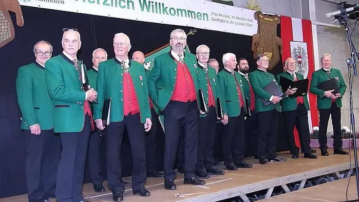 Zum 28. Herbstkonzert lud der Männergesangsverein Stallhofen mit Obmann Werner Jud und Chorleiter Markus Amreich am vergangenen Samstag ein.