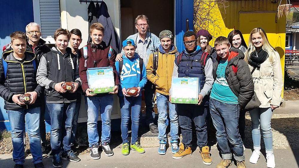 Murtaler Jugendliche besuchten das Vinzidorf in Graz