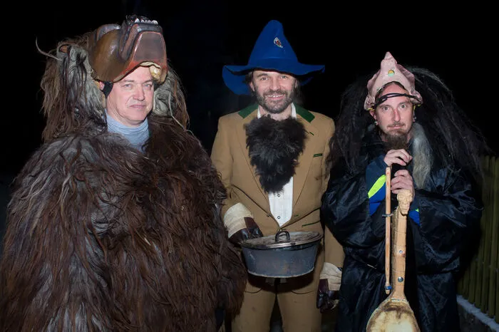 Günther Weinhauer als Bär, Räuchermandl Günther Dir und Oberhexe Andreas Mattwerber