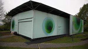 Der mobile Pavillon der Steiermark Schau steht bis 4. Juni im Hartberger Schlosspark