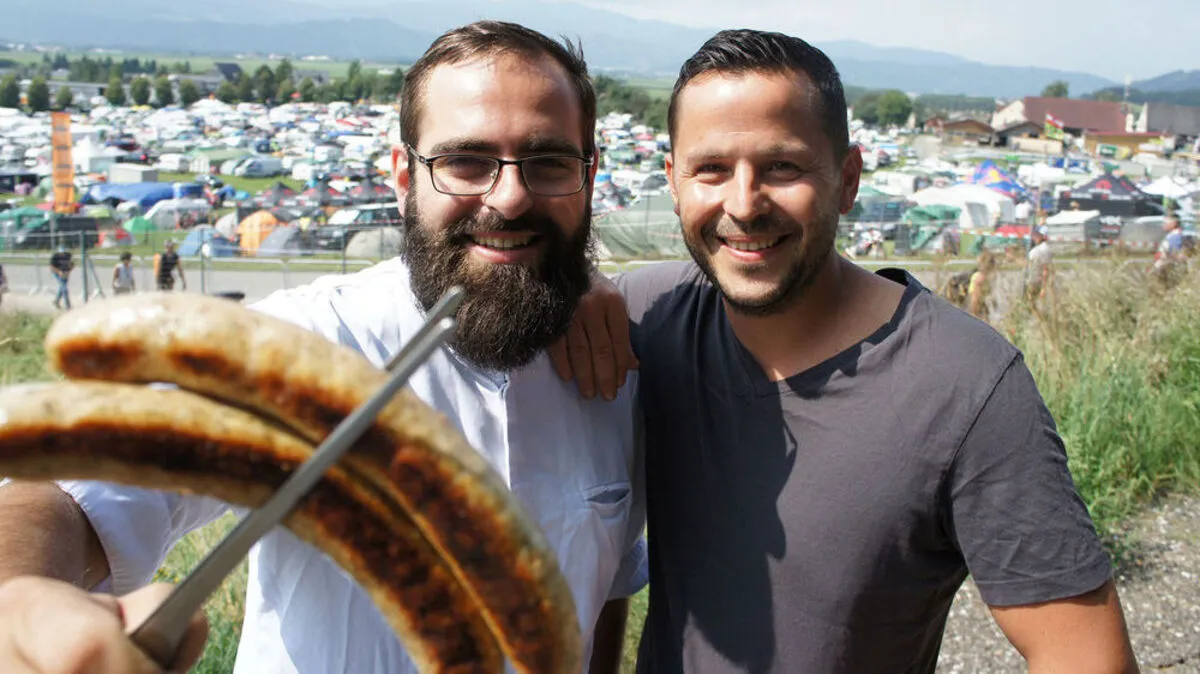 Stainzerhof-Küchenchef Alexander Posch und Stainzerhof-Geschäftsführer Bernhard Langer beim Moto-GP in Spielberg
