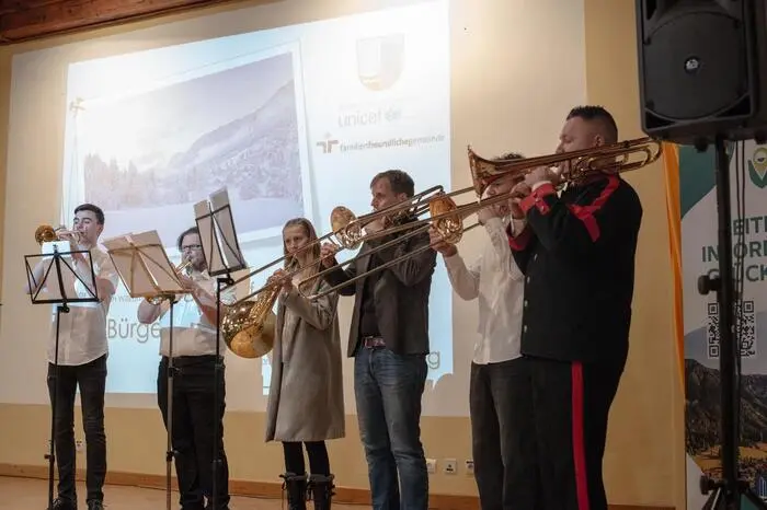 Die Veranstaltung wurde von der Musikschule Dreiländereck musikalisch umrahmt