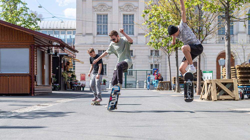 Sorgt immer noch für Debatten: Skaten auf öffentlichen Plätzen und das Trickverbot