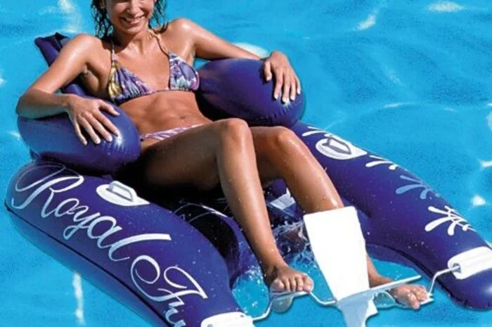 Tretbootmatratze von Aquacruiser um 29 Euro.