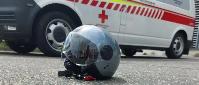 Der Motorradlenker wurde mit schweren Verletzungen ins LKH Judenburg gebracht