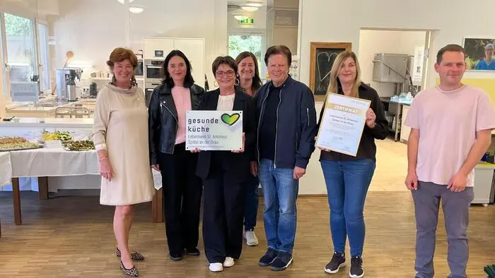 Ina Lerchbaumer, Sabine Wurzer, Beate Prettner, Kirsten Ratheiser, Willi Koch, Nicole Oberrainer und Stefan Oberrainer