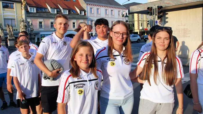 Nach der offiziellen Eröffnung der Jugend-Weltmeisterschaft im Minigolf in Voitsberg ist alles für den Auftakt des Turniers am Dienstag, dem 6. August, angerichtet.