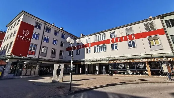 Am Samstag (8. 2.) findet im Porcia Center erstmals ein großer Flohmarkt statt