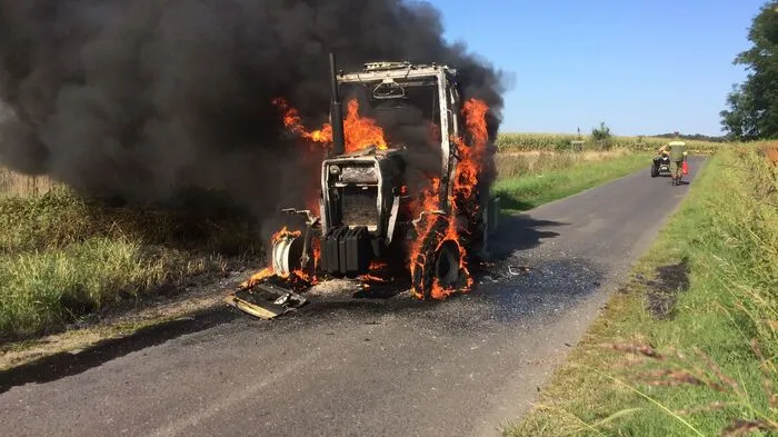 In Lichendorf ist der Traktor eines 80-Jährigen vollständig ausgebrannt. Der Mann blieb unverletzt. Mehr dazu.