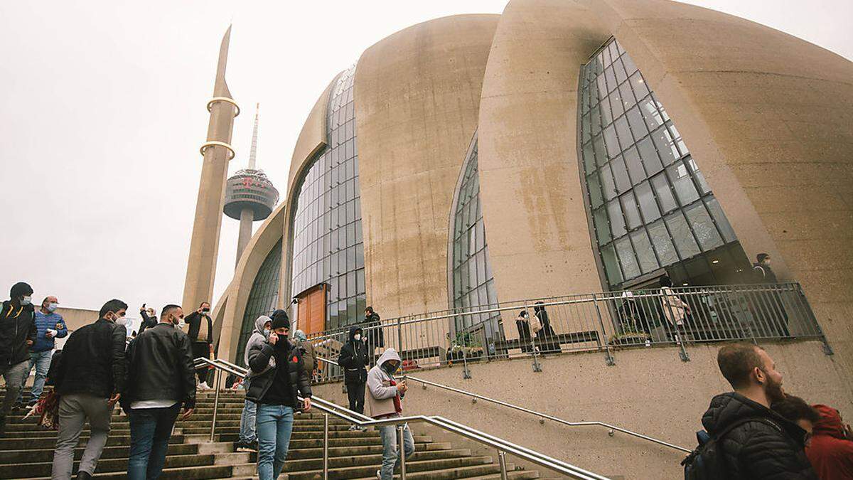 Noch keine der über 30 Moscheen in Köln hat einen Antrag für den Muezzin-Ruf gestellt