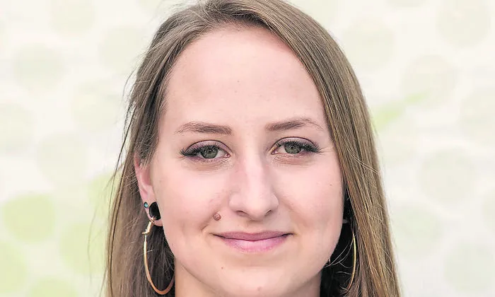 Vanessa Spreitzhofer: Ausgebildet bei Raumausstatter Fetz in Anger