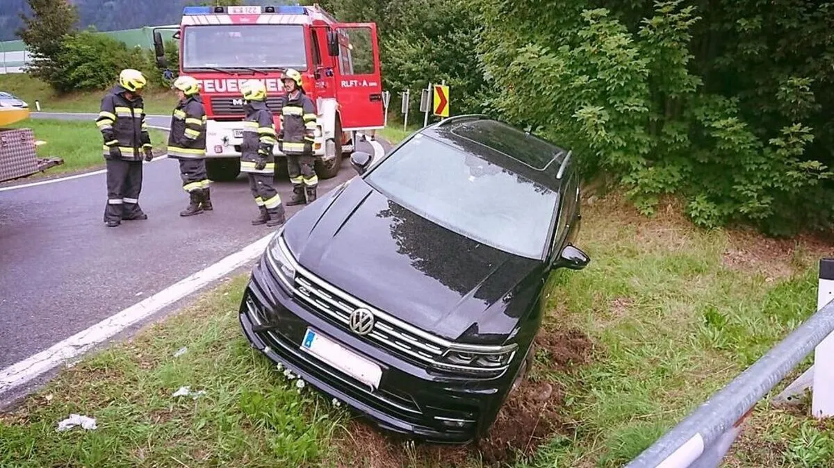 Ein Auto kam von der Fahrbahn ab