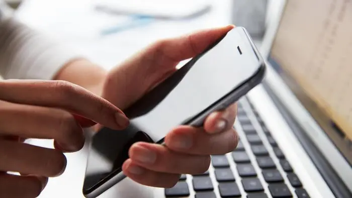 Auch ob Websites für Mobiltelefone ausgelegt sind, floss in die Bewertung ein