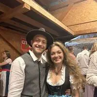 Leonardo und Ana Kahlhammer genießen aktuell den Sommer in Kärnten