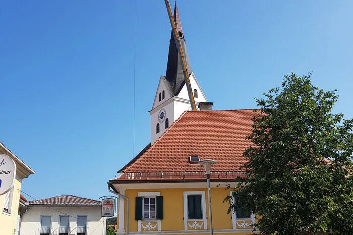 Klicken Sie sich durch die weiteren Fotos von den Arbeiten.