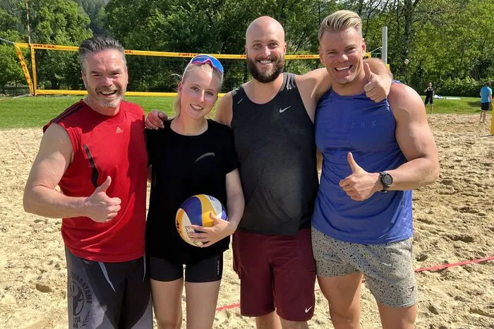 Seit Februar haben Jürgen König, Dienststellenleiter der Polizeiinspektion Josef Heissl-Straße, sowie die Polizisten Elisabeth Körbler, Dominik Seiß und Alexander Schachner das Benefiz-Volleyballturnier der Polizei im Bezirk Leoben organisiert.