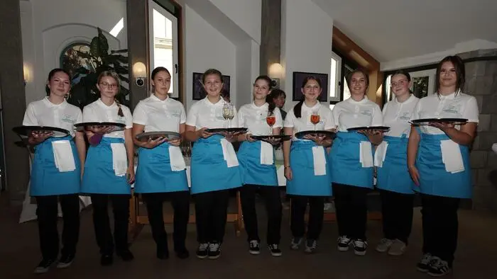 Seit dem Schuljahr 1980/81 gibt es in Großlobming die Fachschule für Land- und Ernährungswirtschaft. 