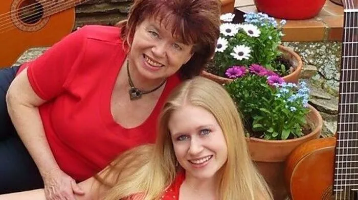 Ilse Storfer mit ihrer Tochter Johanna