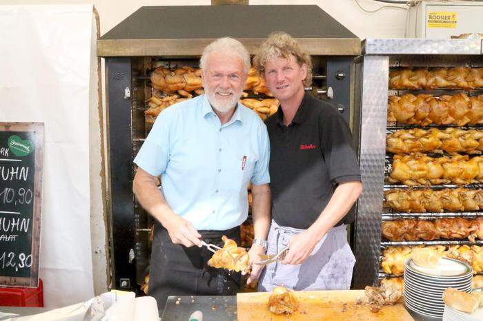 Heute die Konditorei Holzmann: Walter und Alexander Motschiunig. Vater Walter erinnert sich noch an den Apfelstrudel-Rekord