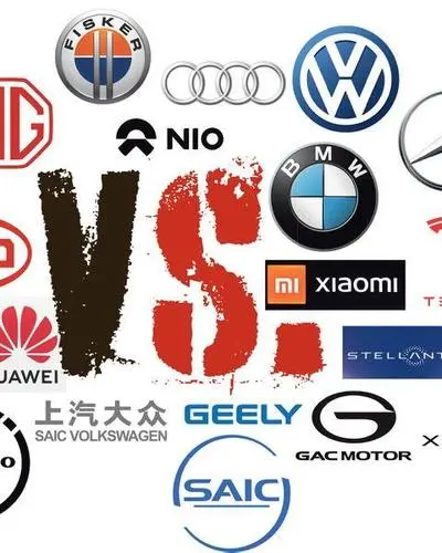 Jeder gegen jeden und doch wird munter kooperiert: Das Rennen um die Vorherrschaft beim E-Auto ist ein globaler Marken-Wettstreit. 