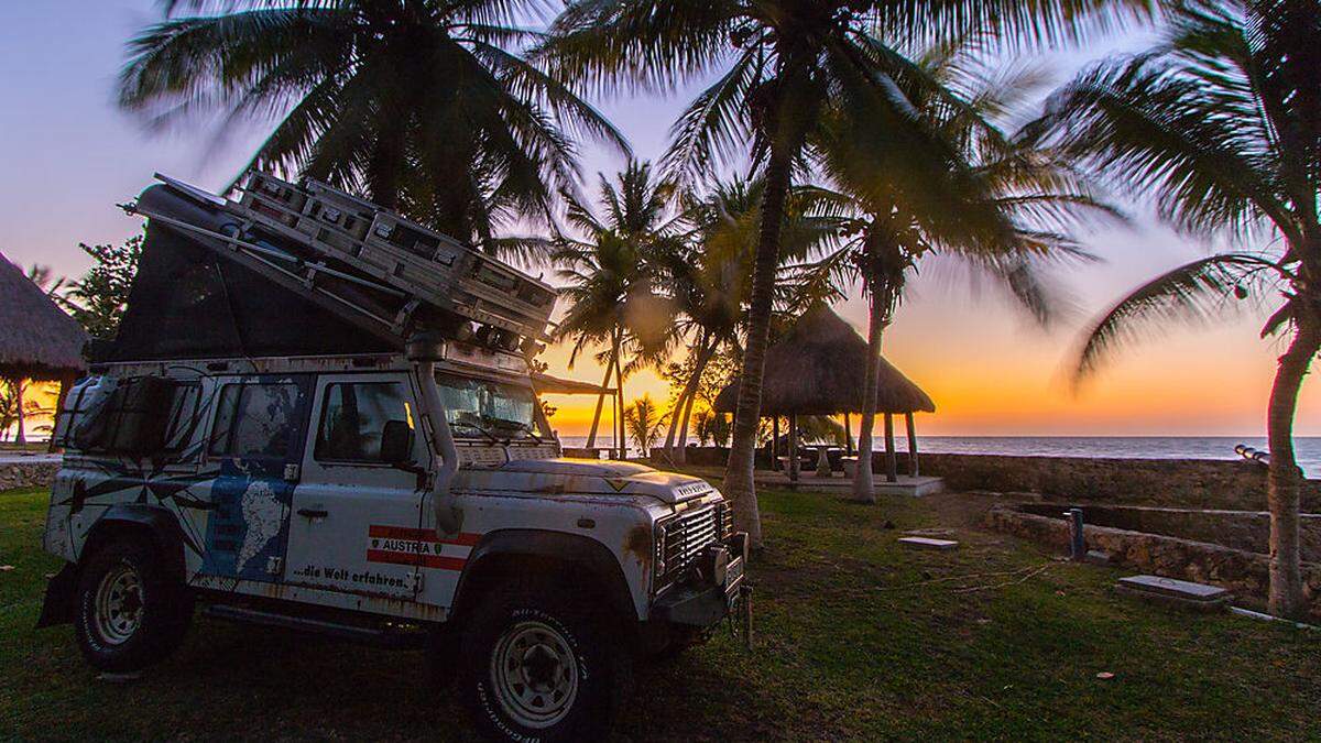 Auch in Zeiten von Corona schön: Sonnenuntergang über der Karibik