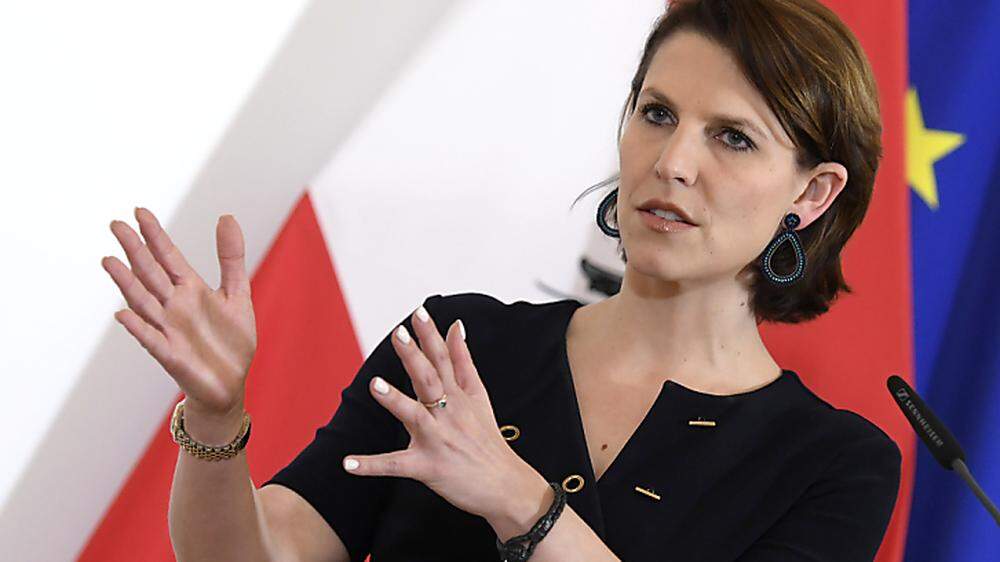Verfassungsministerin Karoline Edtstadler (ÖVP) 