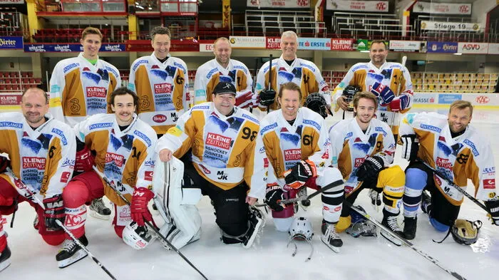 Auch am Eis gut vernetzt: Das Team von "Drei Business"