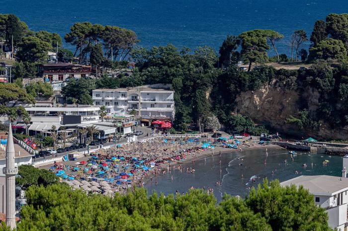 Der beliebte Strand in Ulcinj