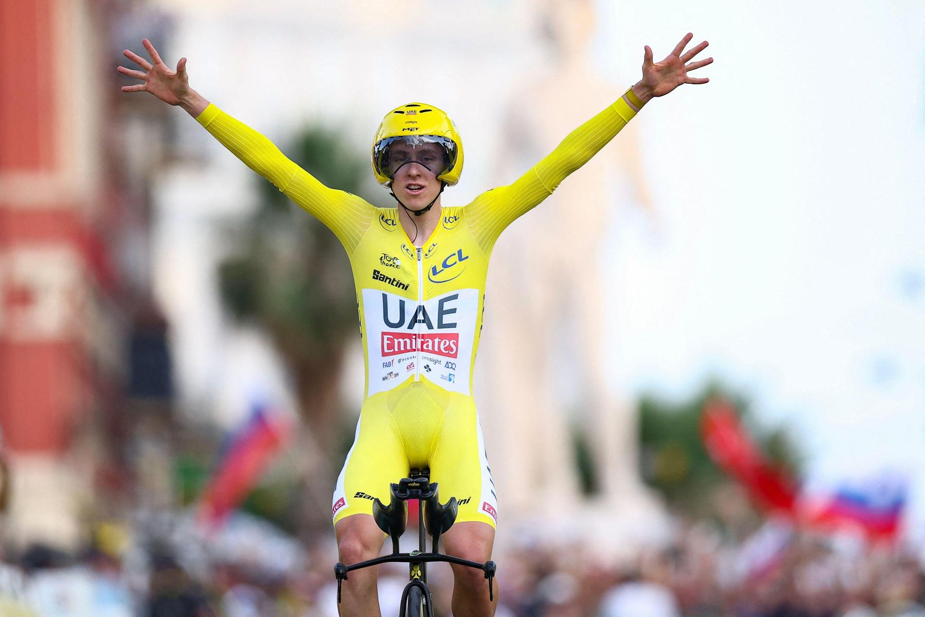 Tour de France : Tadej Pogačar feierte den perfekten Triumph und das Double in Nizza 