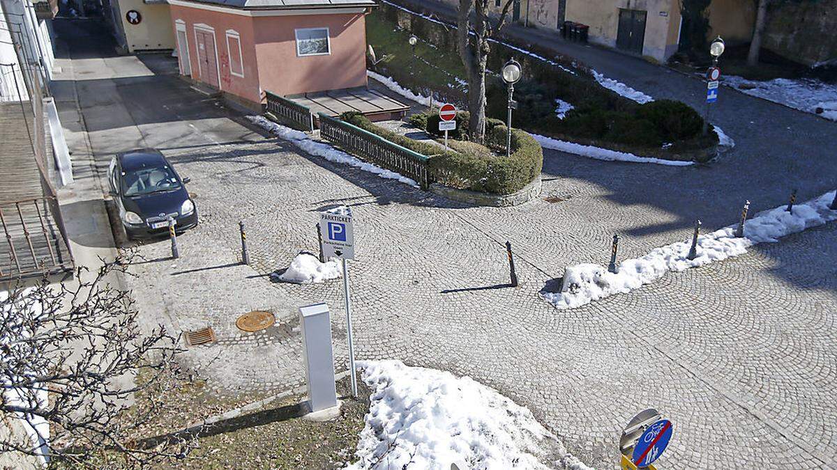 Im Lendhafen gibt es jetzt einen eigenen Parkautomaten