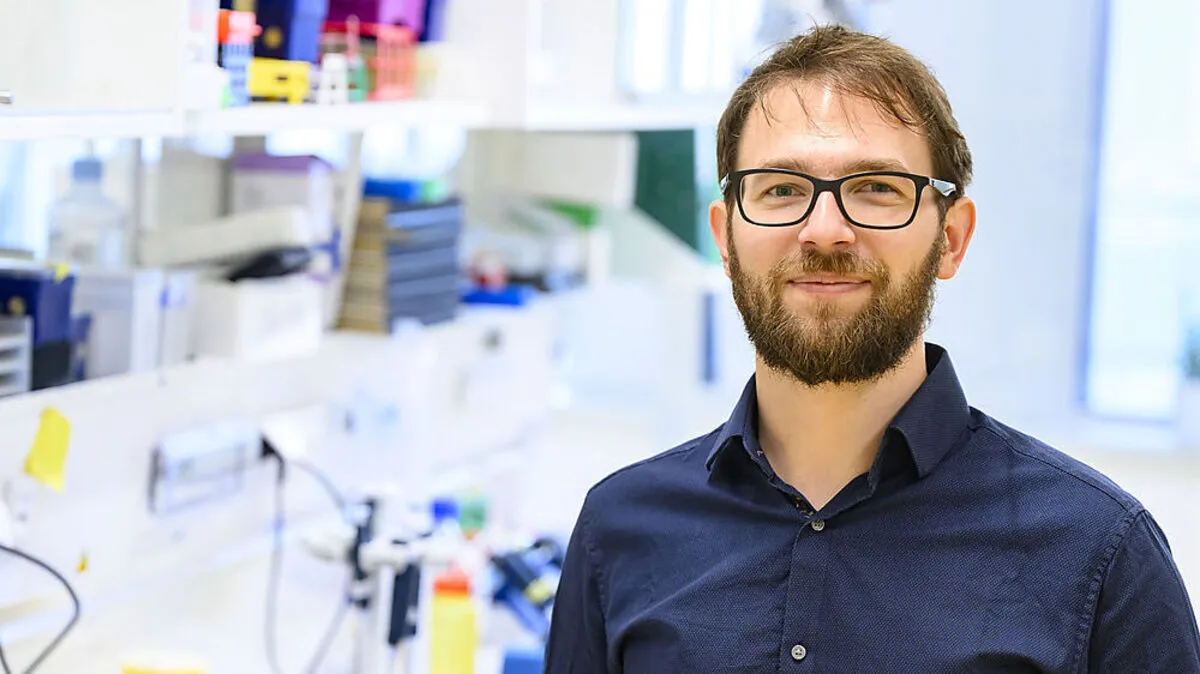 Thomas Bärnthaler im Labor