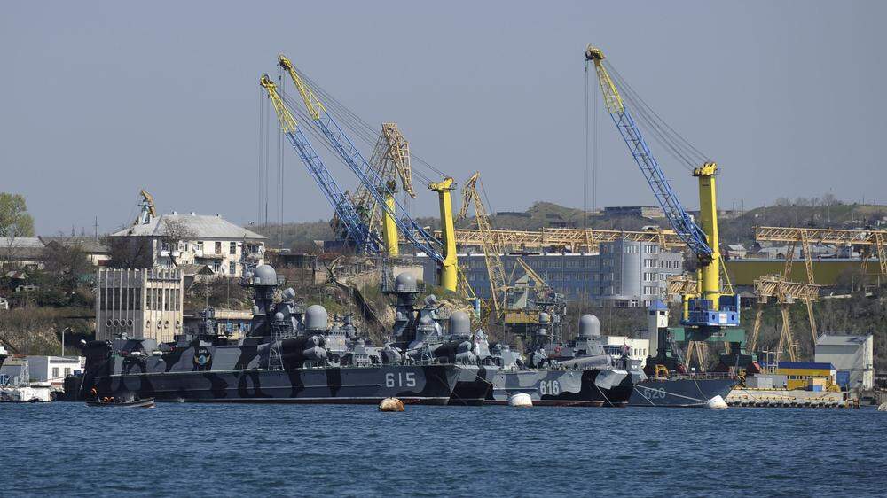Schiffe der russischen Schwarzmeerflotte sollen angegriffen worden sein