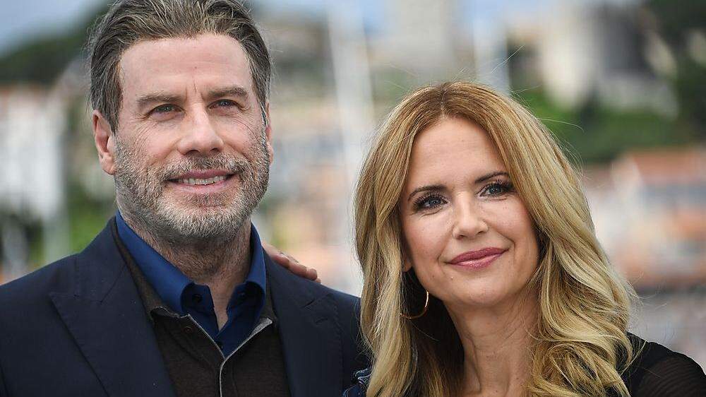 Travolta mit seiner Frau Kelly auf einem Foto aus dem Jahr 2018