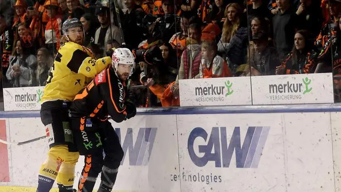 Manuel Ganahl gastiert mit den 99ers in Bruneck