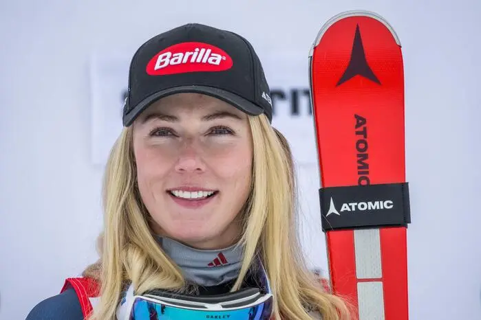 Mikaela Shiffrin: Der US-Star fliegt in der ersten Cortina-Abfahrt am 26. Jänner von der Strecke ab und landet im Fangnetz. Die Gesamtweltcupführende kommt mit einer Innenbandverletzung im Knie glimpflich davon, muss aber vorerst aussetzen.