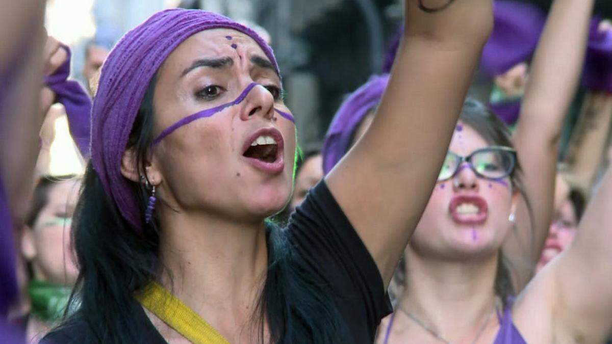 Massenbewegung: Am Weltfrauentag gingen in Buenos Aires 700.000 Frauen auf die Straße.