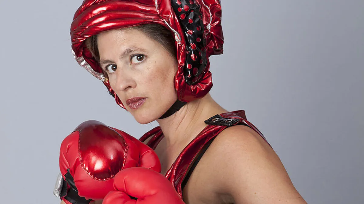 Ina Loitzl präsentiert gleich viermal ihr "Kunstboxen"