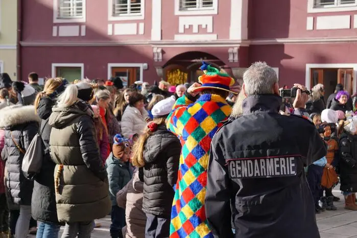 Viele Erwachsene ließen sich auch gute und kreative Kostüme einfallen
